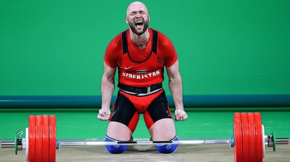 Athlete screams after completing lift at competition