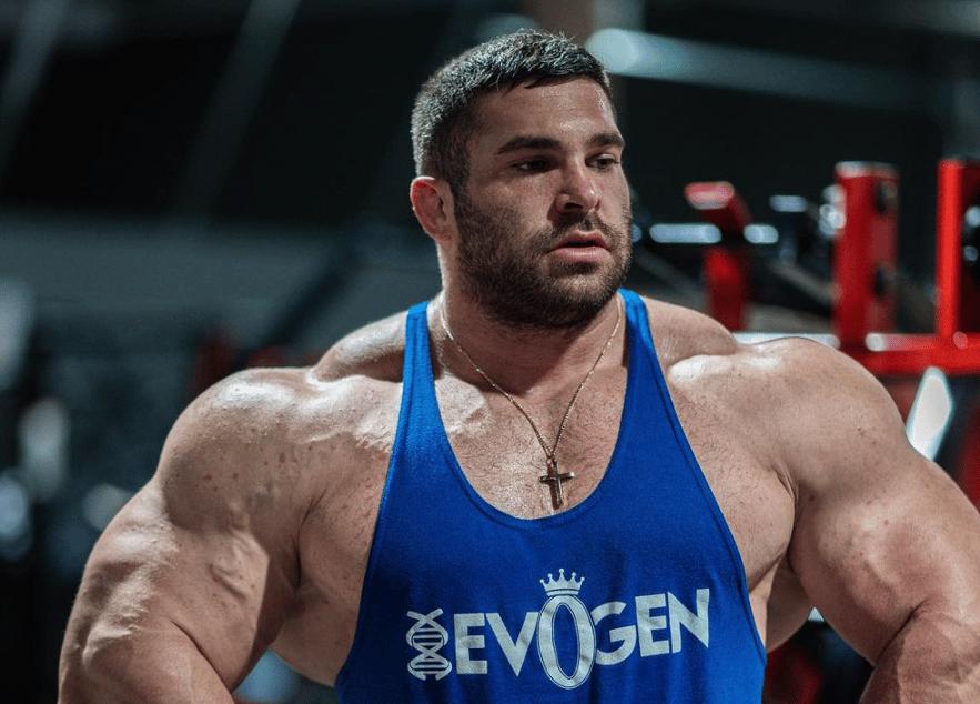 Derek Lunsford upper-body physique