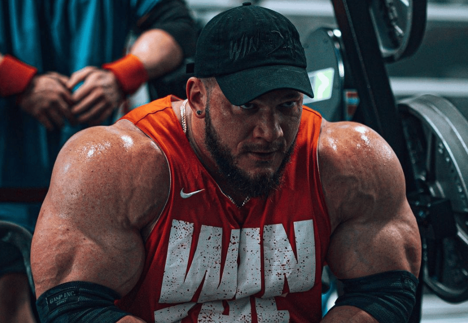 Hunter Labrada competitive look 2022