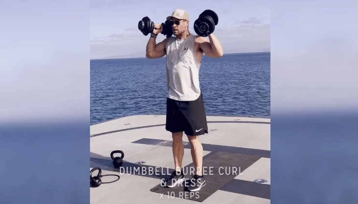 Chris Hemsworth 50-rep full-body workout August 2022