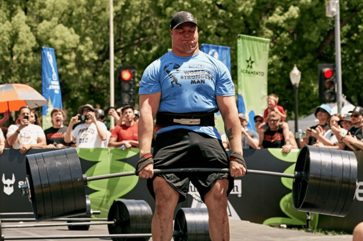 Mitchell Hooper during the 2022 WSM's Deadlift Ladder. 