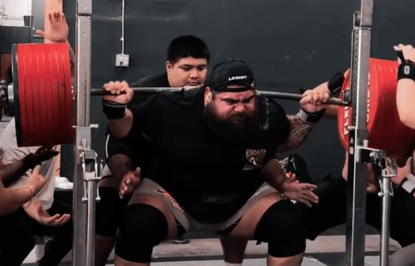 Jesus Olivares 1,025.1-pound squat February 2023