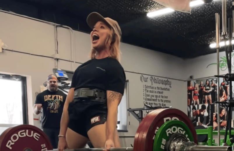 Heather Connor Deadlift 446-Pound Deadlift PR