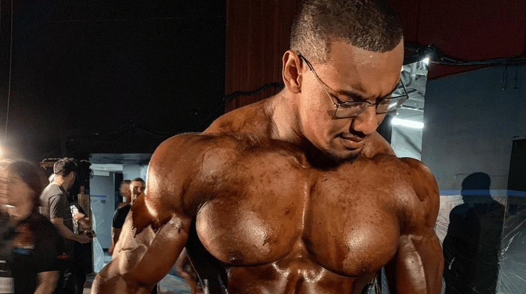 Larry Wheels Classic Physique Tease